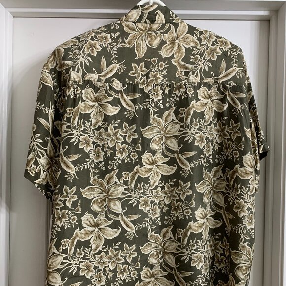 Studio A Brand Women's 100% Silk Blouse, Size 3X, NWT - Picture 3 of 5